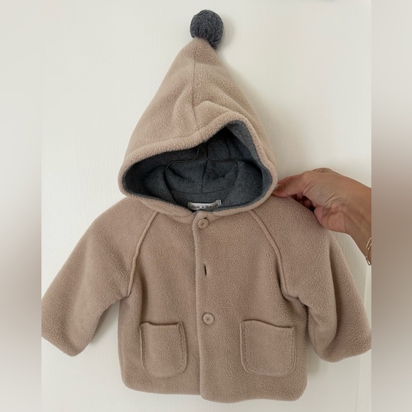 Zhoe and Tobiah Warm Hoodie. 9 mo. Great condition. - Picture 1 of 1